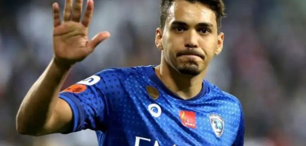 عرض سعودي لضم لاعب الهلال السابق